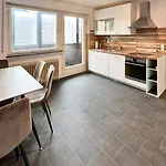 Apartment Grosszuegige Og In Frieden *